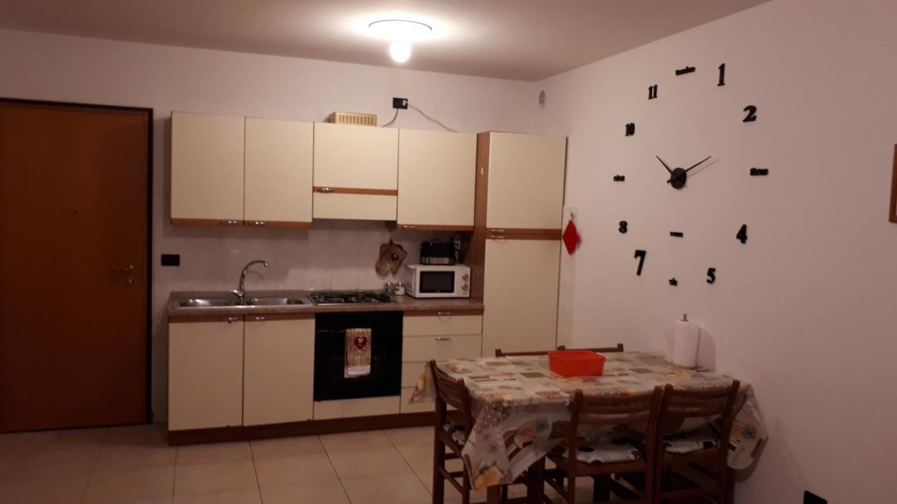 Magic Riva Apartment Luaran gambar
