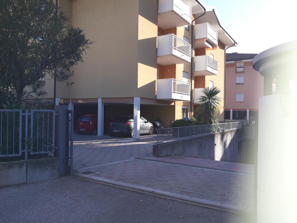 Magic Riva Apartment Luaran gambar