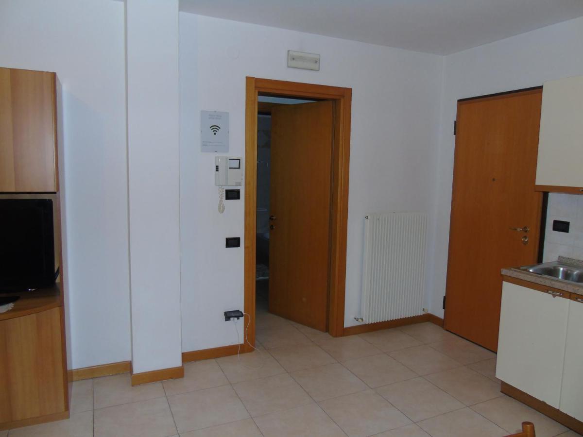 Magic Riva Apartment Luaran gambar